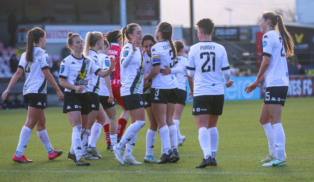 Lewes FC vs Manchester Utd